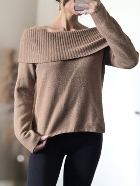 Old Navy Off Shoulder Sweater Camel Brown Foldover Neck Cozy Knit Size L Neutral